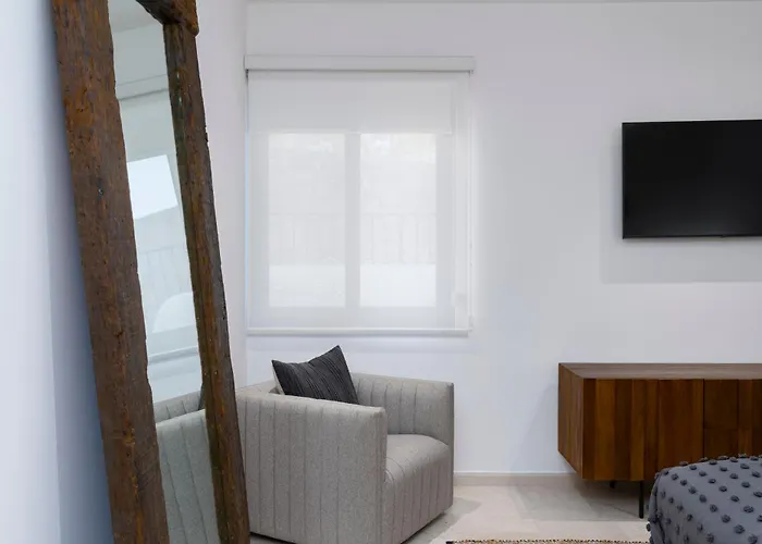 Private And Heated Pool With Arch View New Condo! *